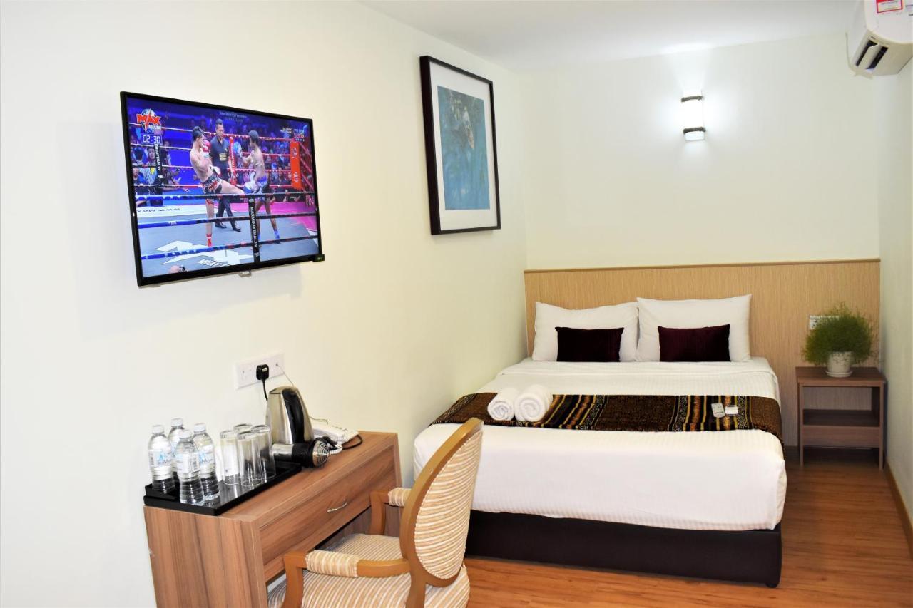 Eco Hotel At Bb Куала-Лумпур Экстерьер фото